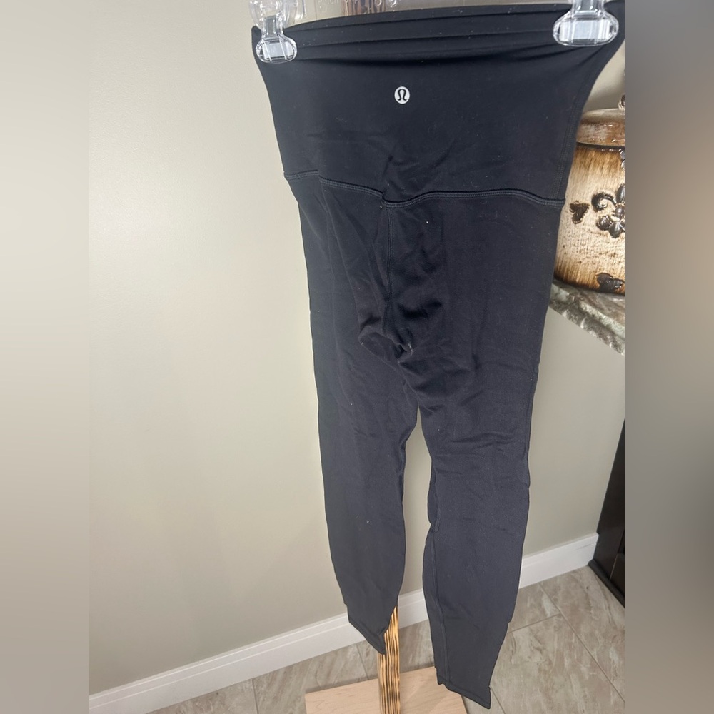 Lululemon Black High-Rise Leggings Size 4 - Picture 6 of 9